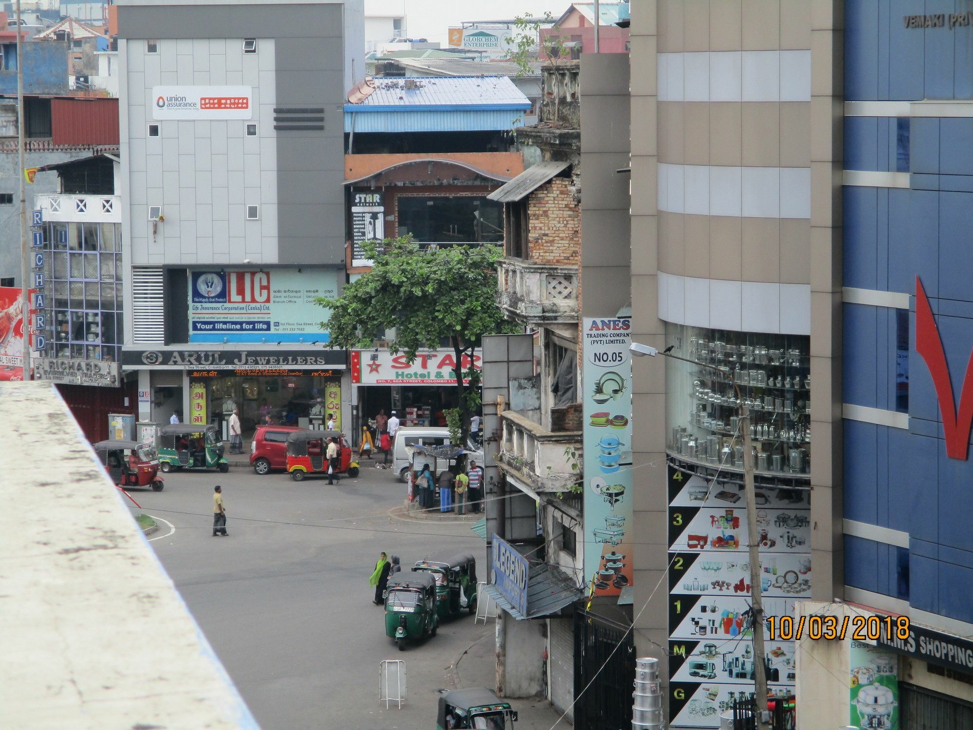 City Hotel Colombo Extérieur photo